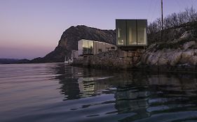 Manshausen Island